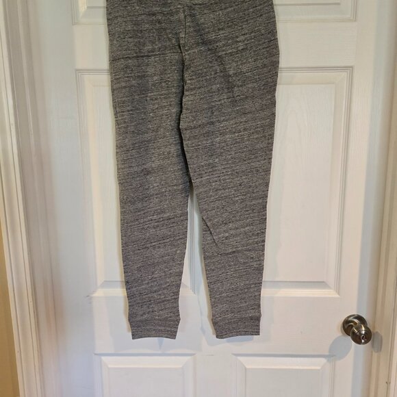 NWT VS Pink M Heather Grey Skinny Collegiate Cotton Joggers - Picture 3 of 3